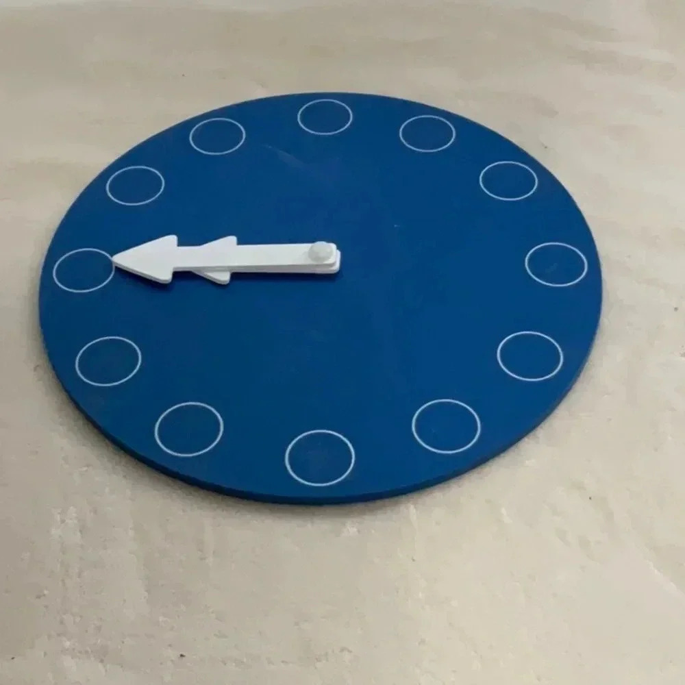 Clock - Picture 1 of 4